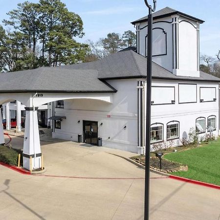 Super 8 By Wyndham Mansfield La Hotel Екстериор снимка